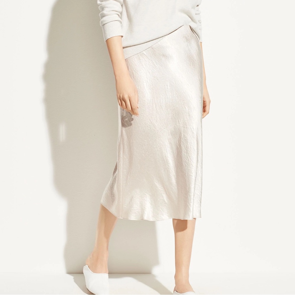 Vince satin slip skirt in champagne